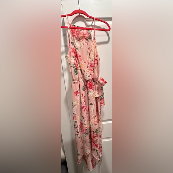 Pink wrap dress - Picture 3 of 4